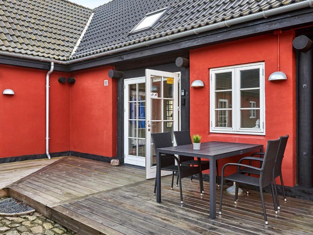 5 Person Holiday Home In AÅkirkeby 外观 照片