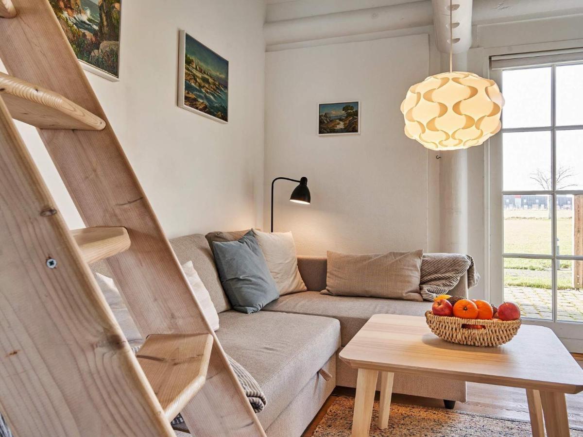 5 Person Holiday Home In AÅkirkeby 外观 照片