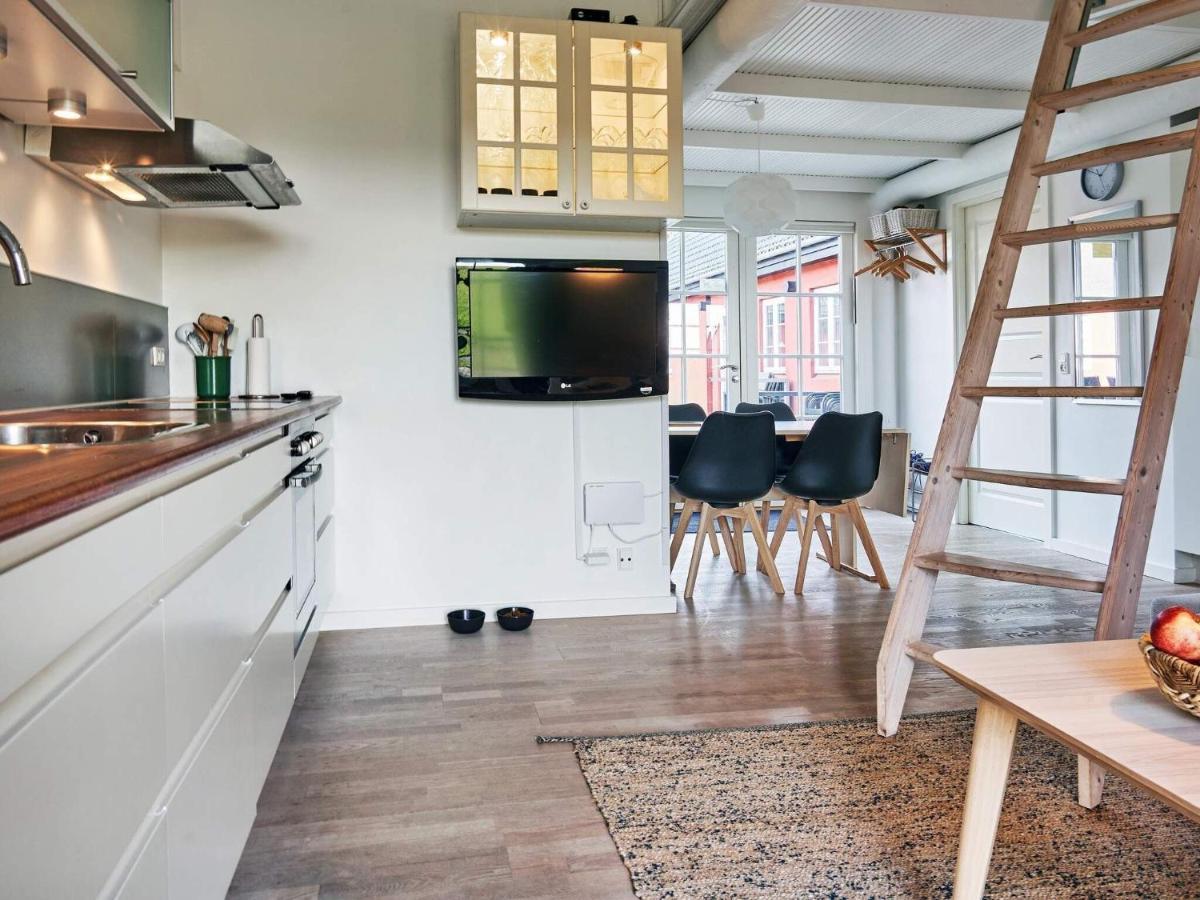 5 Person Holiday Home In AÅkirkeby 外观 照片