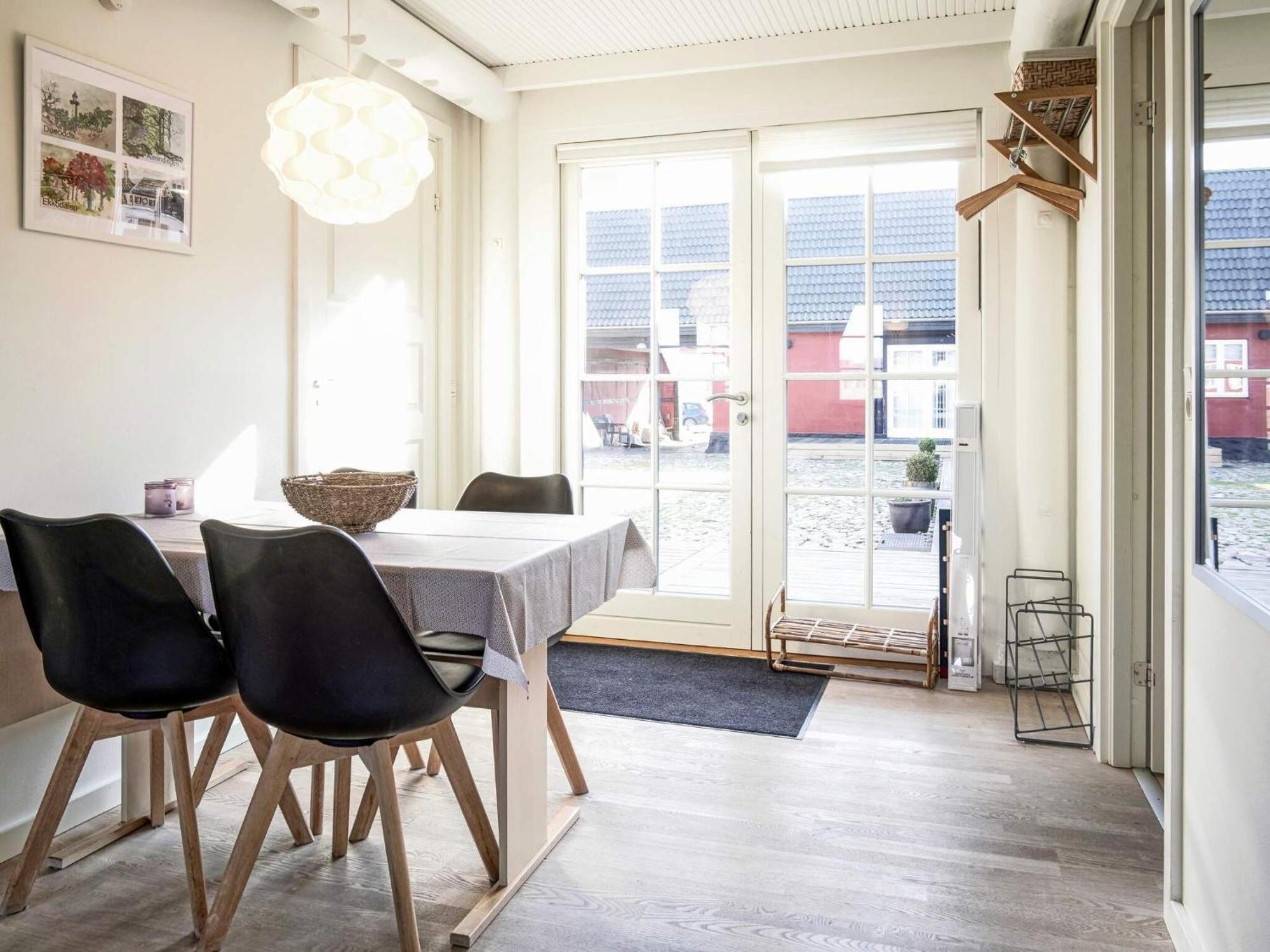 5 Person Holiday Home In AÅkirkeby 外观 照片