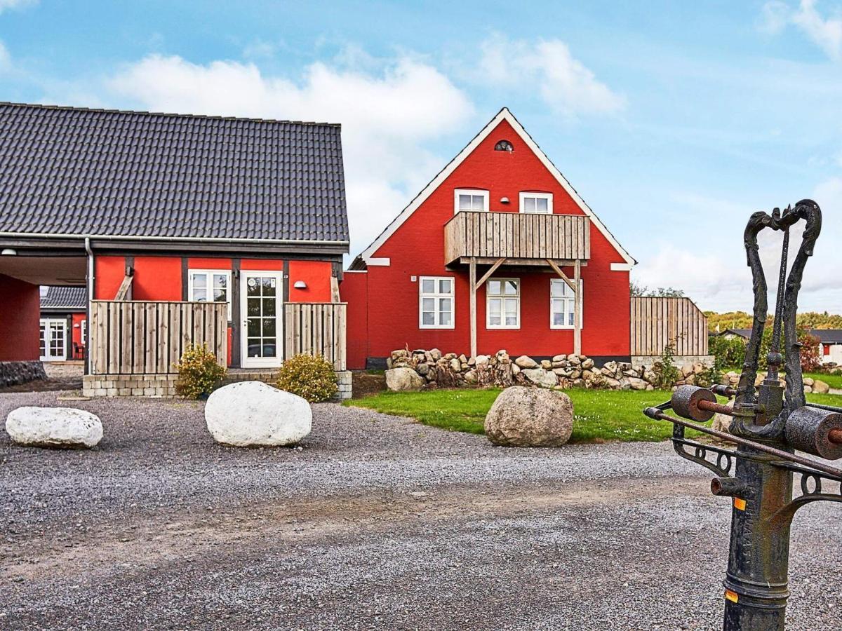 5 Person Holiday Home In AÅkirkeby 外观 照片