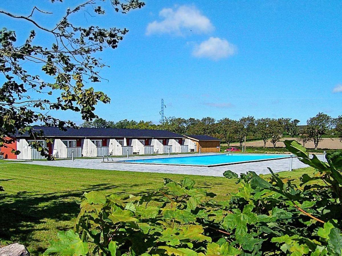 5 Person Holiday Home In AÅkirkeby 外观 照片